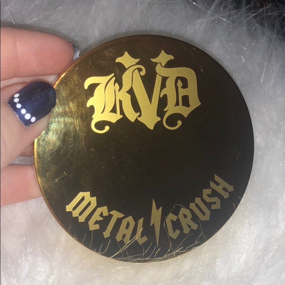 Kat Von D 10th Anniversary Extreme Highlighter